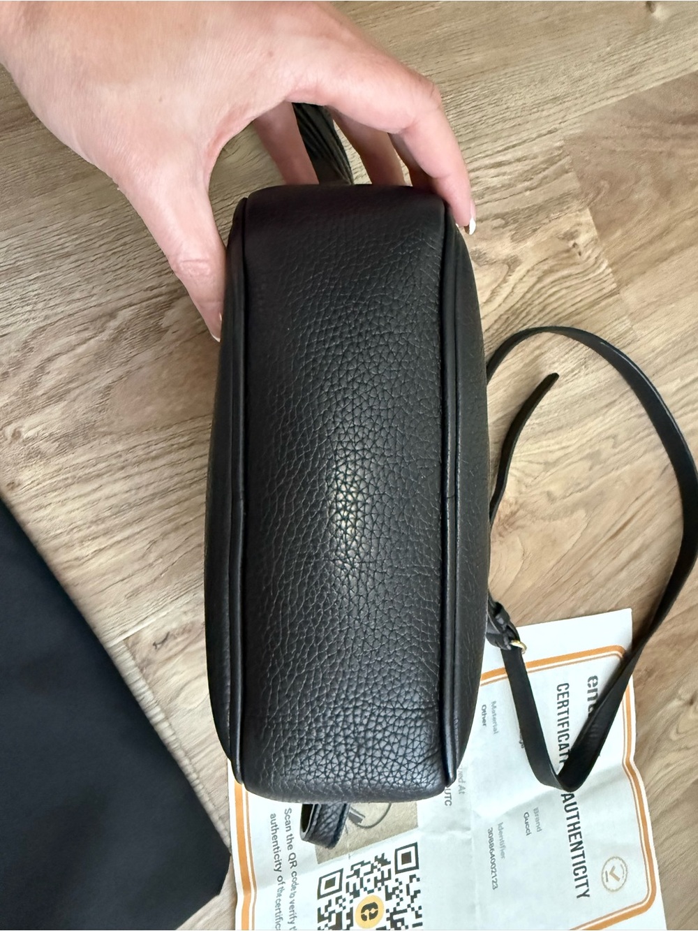Gucci Black Pebbled Leather Crossbody with Tassel - Picture 5 of 14